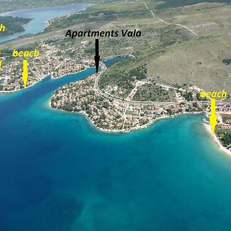 Apartments Vala Zaboric - With Boat Mooring Екстериор снимка