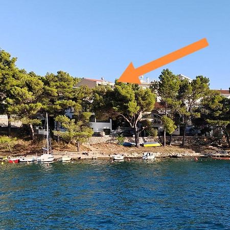 Apartments Vala Zaboric - With Boat Mooring Екстериор снимка