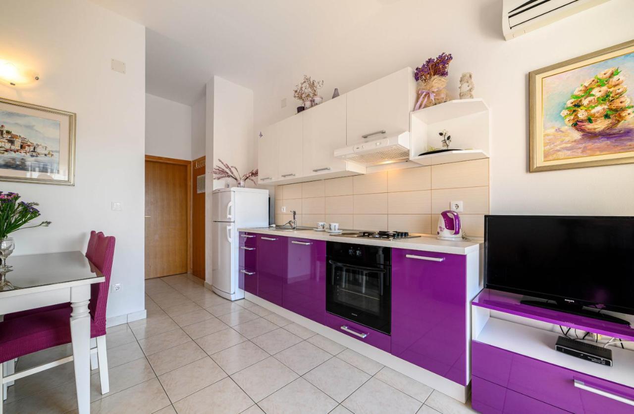 Apartments Vala Zaboric - With Boat Mooring Екстериор снимка