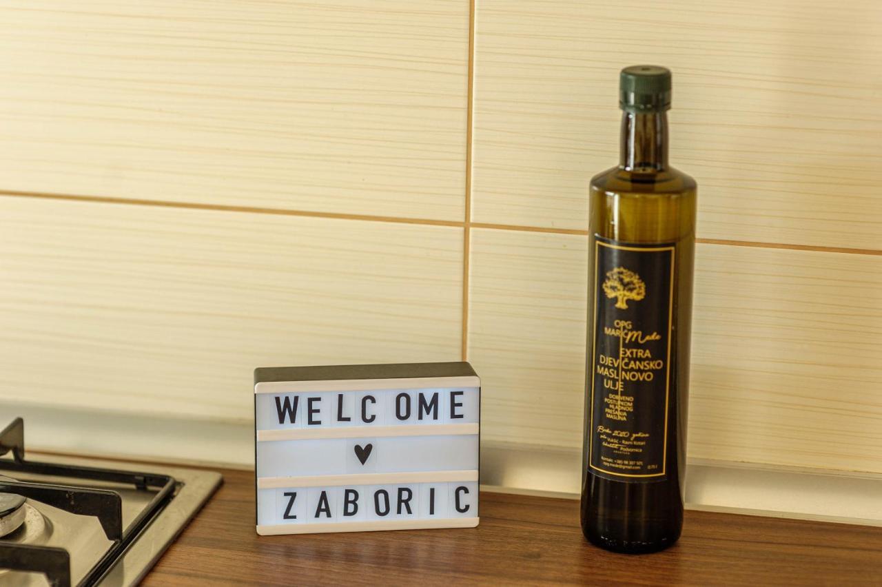 Apartments Vala Zaboric - With Boat Mooring Екстериор снимка