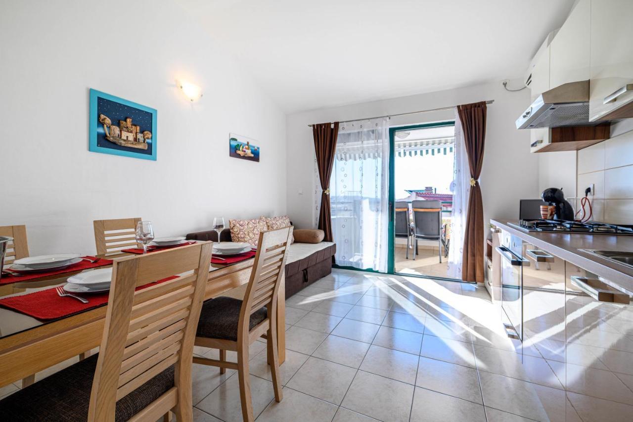 Apartments Vala Zaboric - With Boat Mooring Екстериор снимка