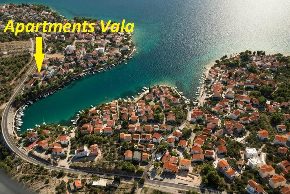 Apartments Vala Zaboric - With Boat Mooring Екстериор снимка